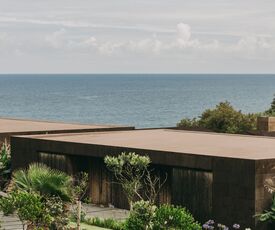 accommodations santa barbara exterior landscape